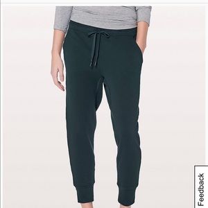 Lululemon press pause joggers